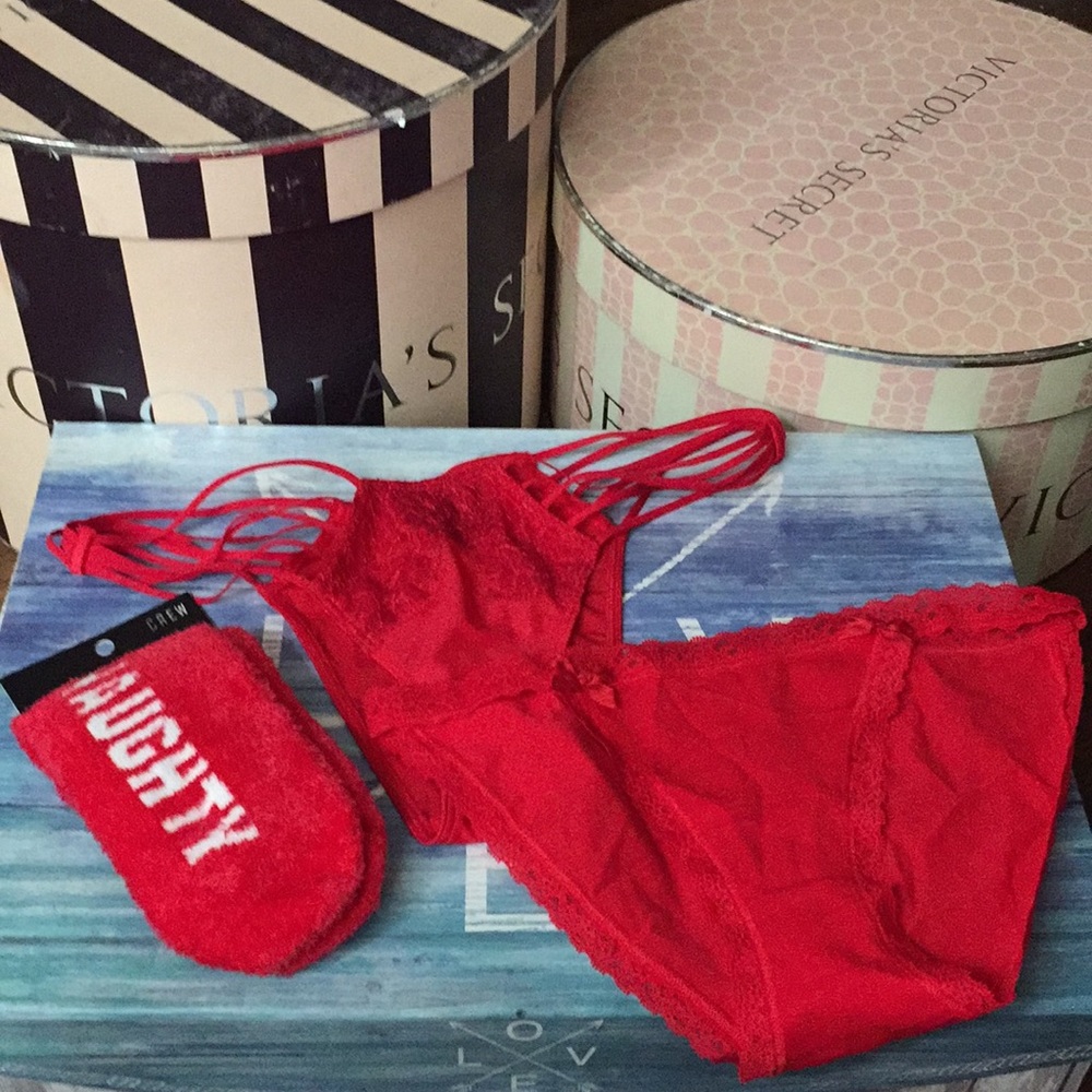 COPY - Victoria's Secret Red bundle